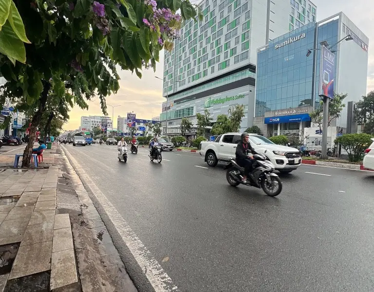 Nhà mặt phố Tân Bình, gần vòng xoay Lăng Cha Cả, giá tốt... Bán nhà mặt phố tại Tân Sơn Nhất, Hồ Chí Minh 01