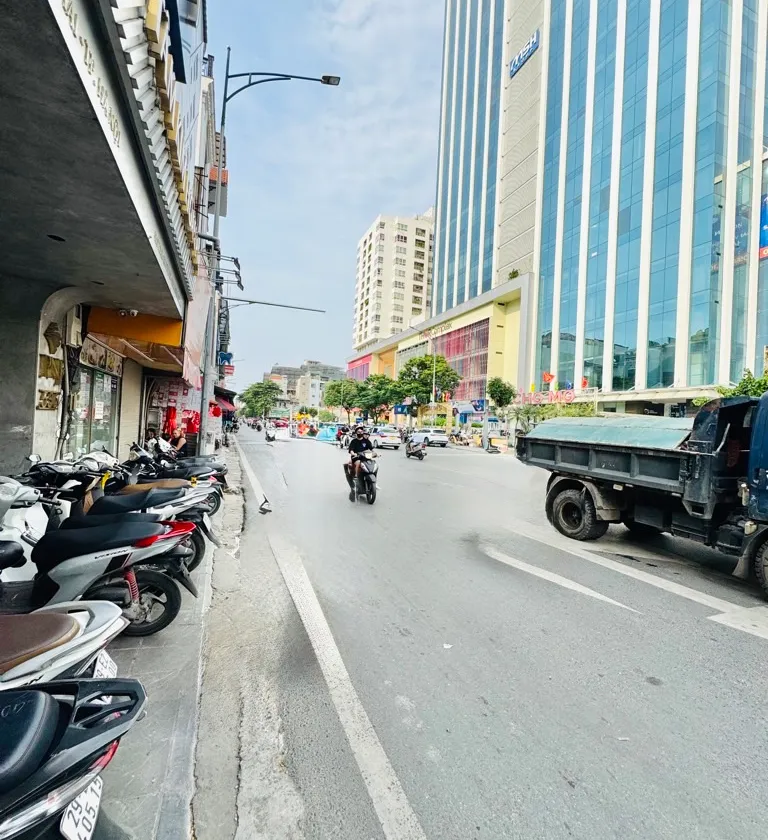 Bán nhà mặt phố Bạch Mai - Hai Bà Trưng, 75m2, kinh doanh tốt, 20 tỷ... Bán nhà mặt phố tại Bạch Mai, Hà Nội 01