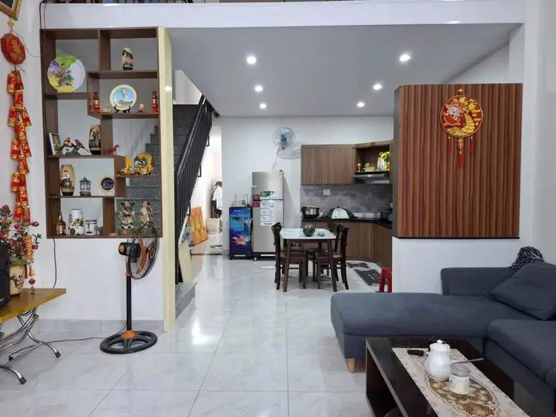 Nhà gác lửng rộng rãi, ô tô vào tận cửa - Nguyễn Lương Bằng... Bán nhà riêng tại Hòa Khánh, Đà Nẵng 01