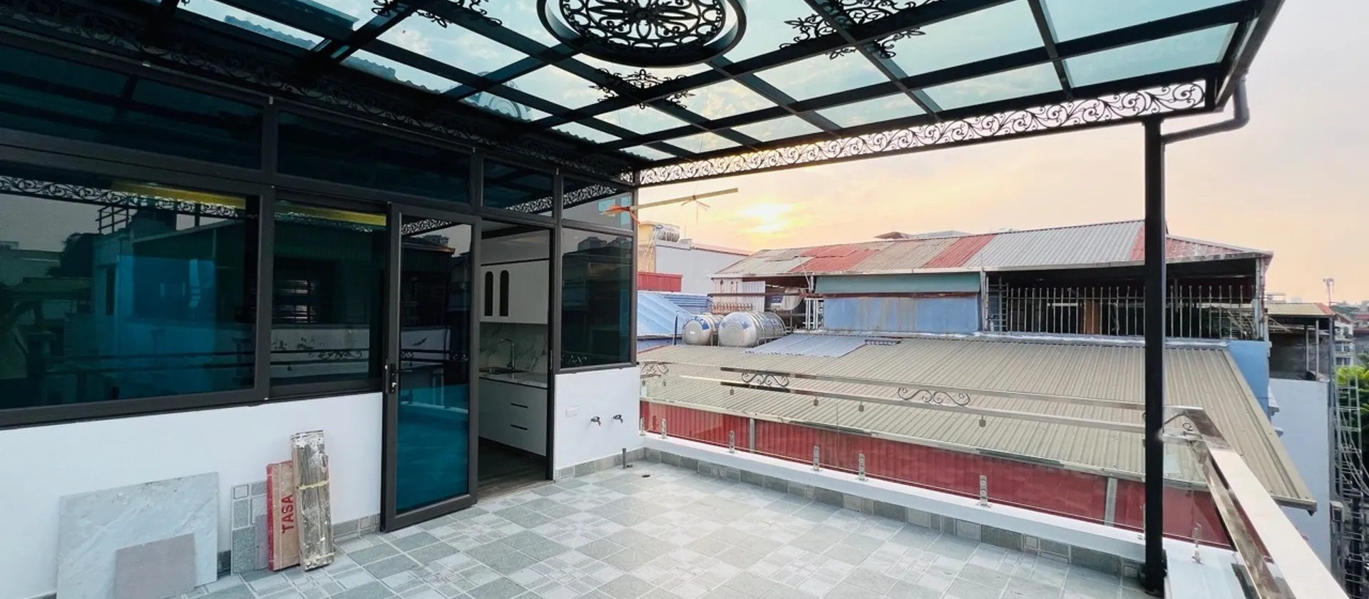Nhà 5 tầng lô góc, 2 mặt ô tô, thang máy, xây mới, ô tô vào nhà tại Bằng Liệt giá hợp lý.... Bán nhà riêng tại Hoàng Liệt, Hà Nội 01