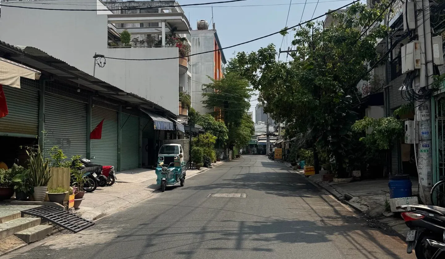 Bán nhà riêng 3 tầng tại Tân Hoà Đông, diện tích 68m2, pháp lý rõ ràng... Bán nhà riêng tại Bình Trị Đông, Hồ Chí Minh 01