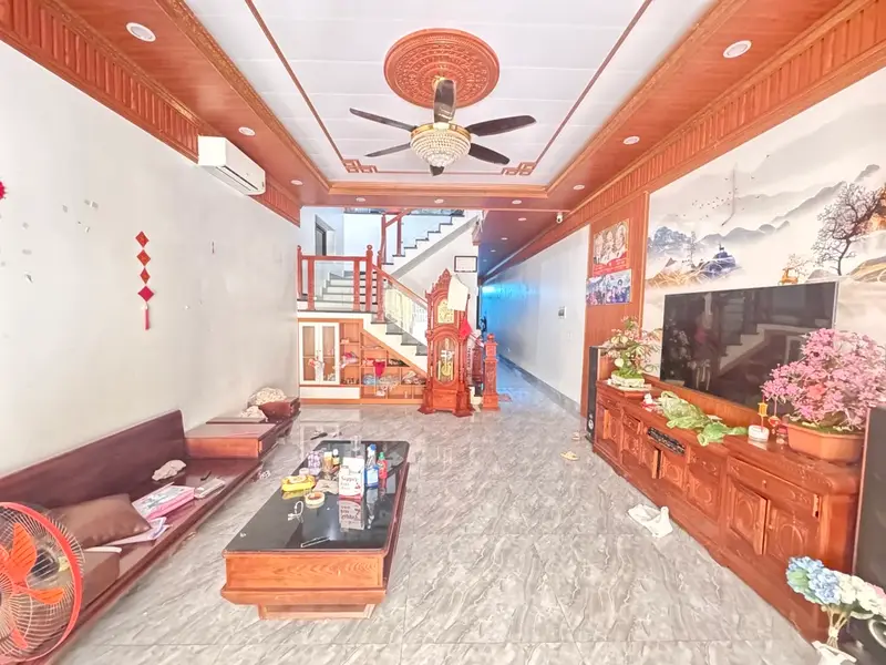 NHÀ 3 TẦNG 1 TUM MỚI XÂY ĐẦU 2025 - LÔ GÓC NỞ HẬU-TRỤC CHÍNH KINH DOANH OTO TRÁNH DỪNG ĐỖ NGÀY ĐÊM... Bán nhà mặt phố tại Sóc Sơn, Hà Nội 01