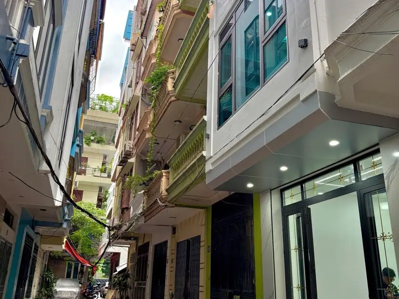 Bán nhà riêng 5 tầng có thang máy tại trung tâm Đống Đa, vị trí ô tô đỗ cửa... Bán nhà riêng tại Đống Đa, Hà Nội 01