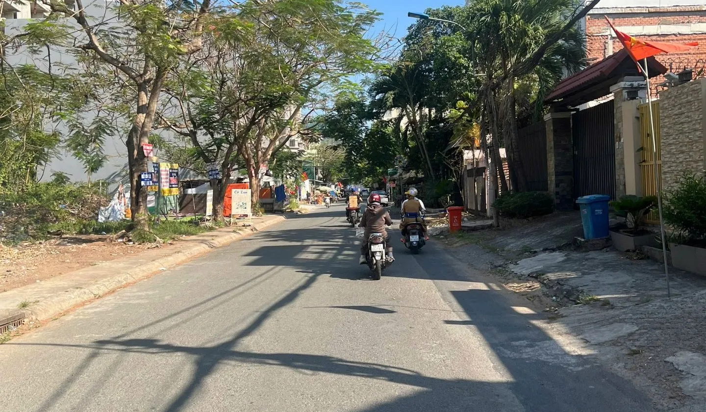 Bán biệt thự vườn 2 tầng tại Phước Kiển, Nhà Bè, mặt tiền 20m... Bán nhà riêng tại Nhà Bè, Hồ Chí Minh 01
