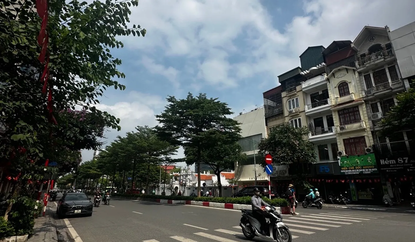 Nhà mặt phố Kim Mã tinh tế giữa trung tâm kinh doanh đắt giá. Giá hợp lý.... Bán nhà mặt phố tại Ba Đình, Hà Nội 01