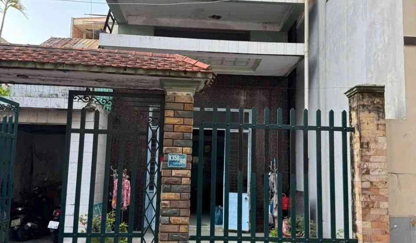 Cơ hội vàng sở hữu nhà 2 tầng 2 mặt kiệt Hoàng Diệu vị trí đắc địa... Bán nhà riêng tại Hòa Cường, Đà Nẵng 01