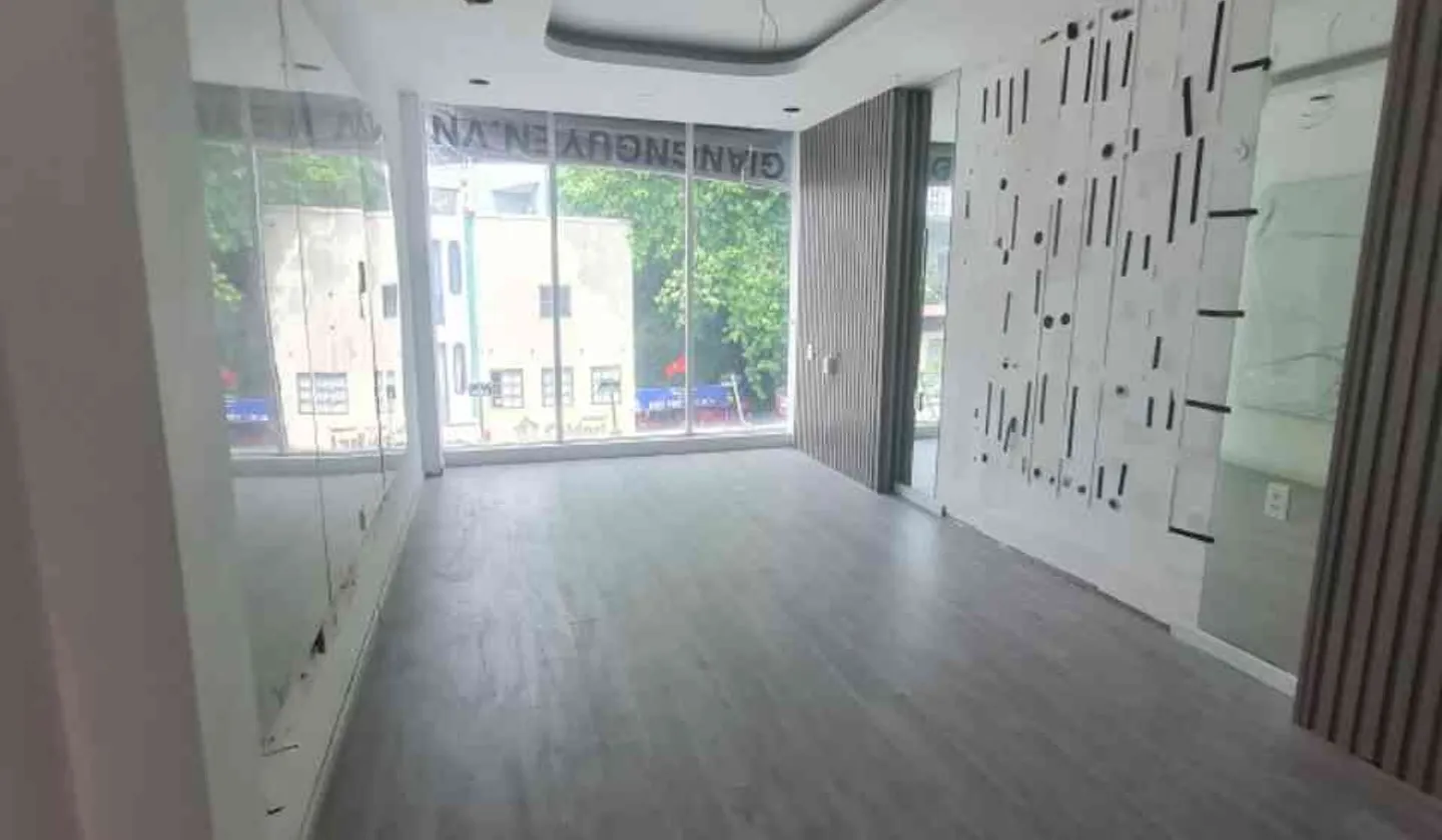 Nhà phố 4 tầng phong cách hiện đại tại Tân Định... Bán nhà mặt phố tại Tân Định, Hồ Chí Minh 01
