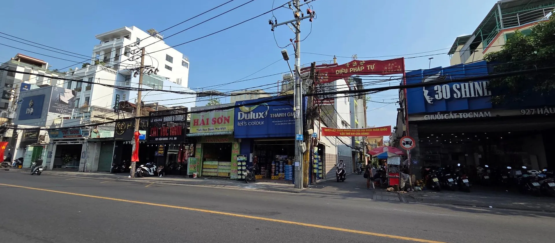 Bán nhà riêng 4 tầng hẻm ô tô phường Bình Phú, Quận 6, TP.HCM, giá 5.99 tỷ... Bán nhà riêng tại Bình Phú, Hồ Chí Minh 01
