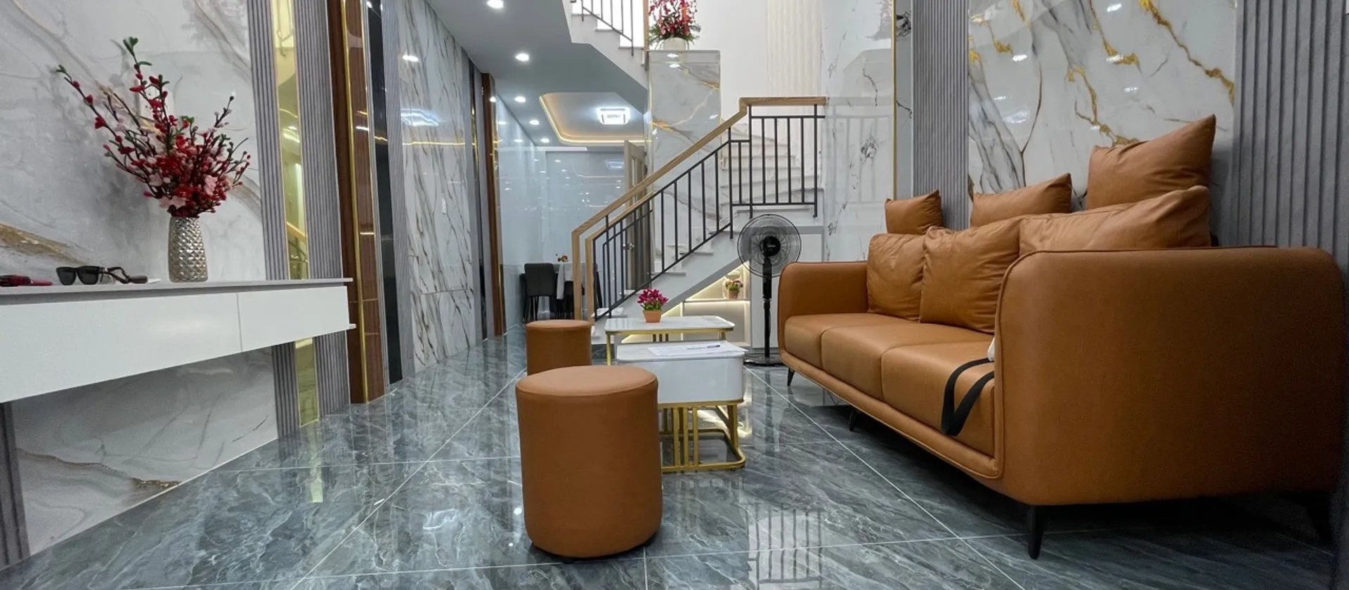 NHAMOI KẾ TRƯỜNG HỌC PHAN CHU TRINH - 42M2 - HXH ĐỖ NGÕ - 2 TẦNG BTCT - GIA 4.98Ty.
- Lh:0786.91.63... Bán nhà riêng tại An Hội Đông, Hồ Chí Minh 01