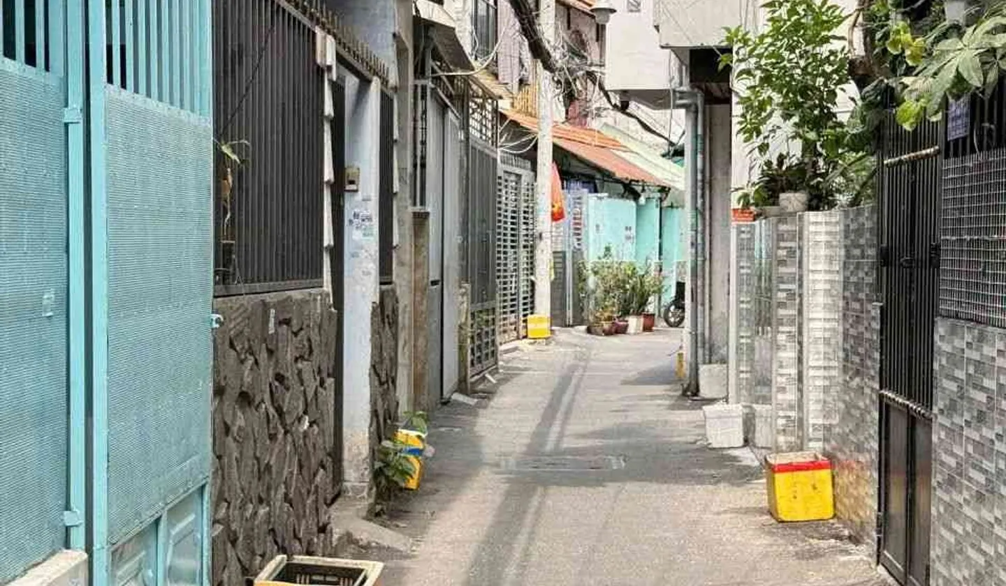 Nhà 4 tầng nở hậu, hẻm thông tứ tung tại Bảy Hiền... Bán nhà riêng tại Bảy Hiền, Hồ Chí Minh 01