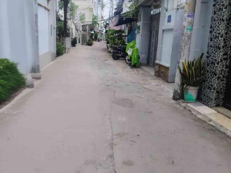 Nhà 2 tầng 4PN tại Phường Xóm Chiếu, Quận 4, giá nhỉnh 11,xtỷ... Bán nhà riêng tại Xóm Chiếu, Hồ Chí Minh 01