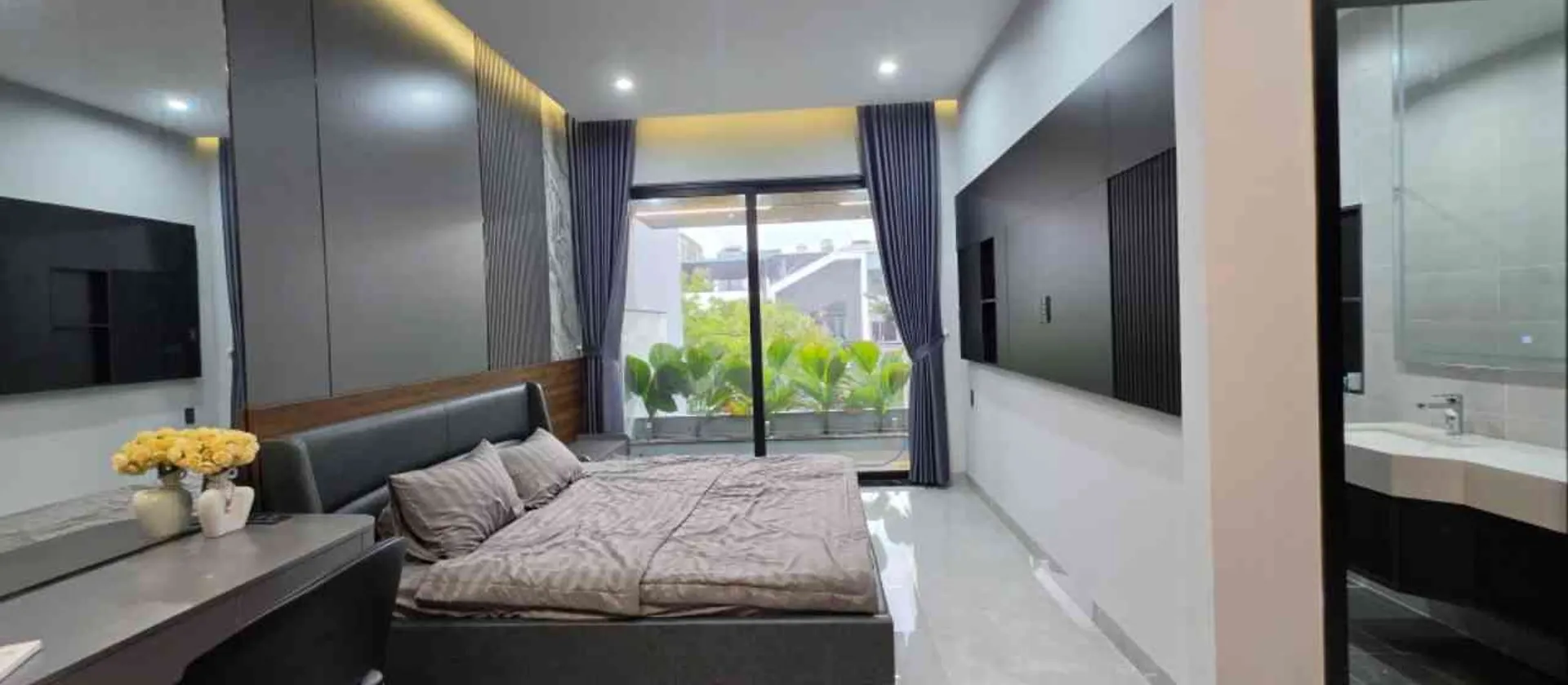 TÌM NHÀ HÒA XUÂN 4 PHÒNG NGỦ, ĐƯỜNG 7M5, VIEW CÔNG VIÊN – CĂN NÀY KHÁC Ở CHỖ… 👀... Bán nhà mặt phố tại Hòa Xuân, Đà Nẵng 01