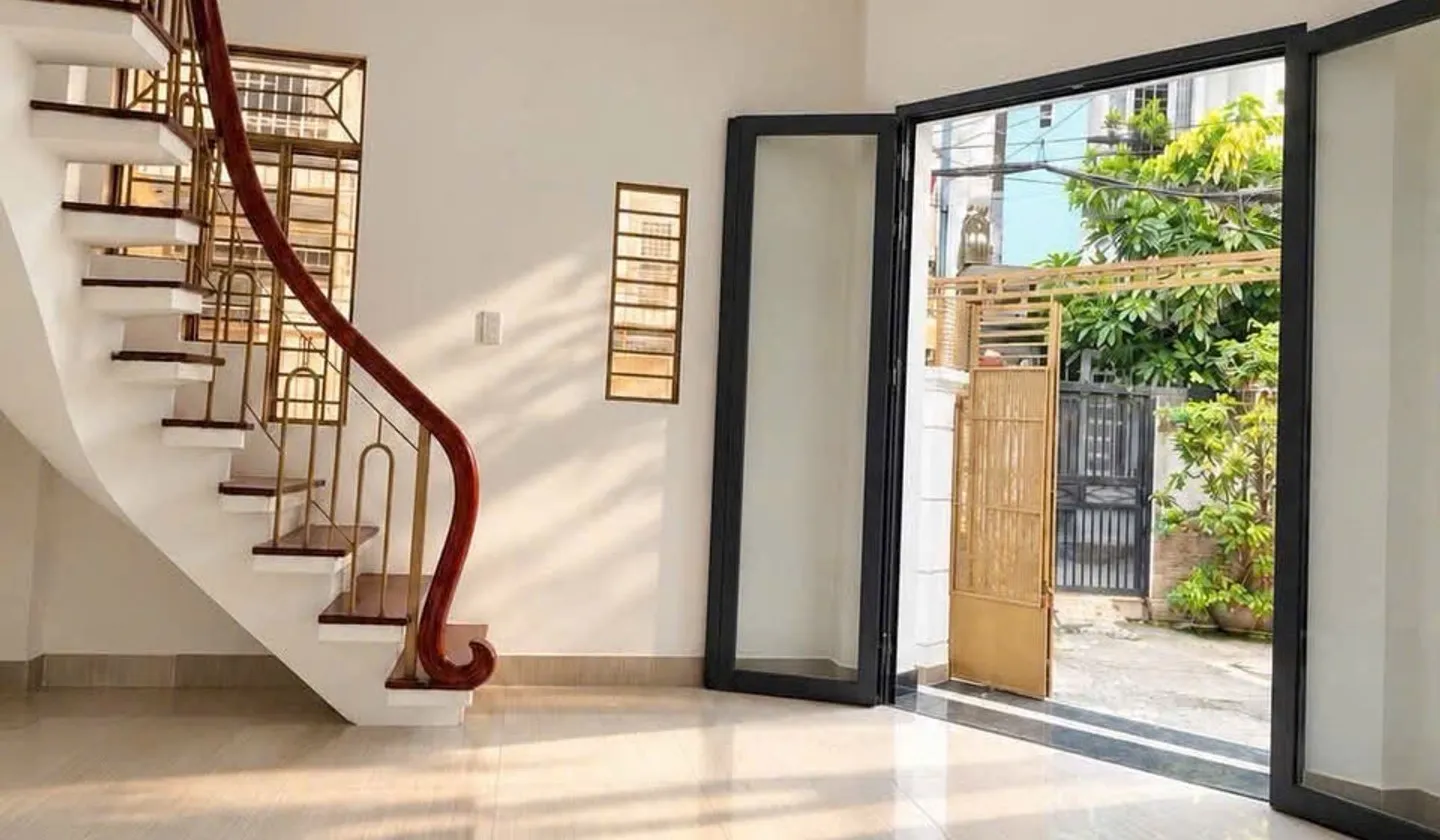 🏡 PHAN ĐÌNH PHÙNG P CẦU KIỆU – NHÀ 2 TẦNG – 42M² – 2PN – GIÁ 5,6 TỶ - YÊN TĨNH THUẬN TIỆN ĐI LẠI... Bán nhà riêng tại Cầu Kiệu, Hồ Chí Minh 01