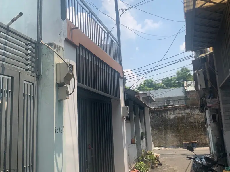 Cơ hội hiếm có sở hữu nhà 2 tầng rộng rãi tại vị trí vàng Lê Văn Việt quận 9 chỉ 4,8 tỷ... Bán nhà riêng tại Tăng Nhơn Phú, Hồ Chí Minh 01