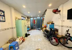 BỜ KÈ HOÀNG SA- MẶT TIỆN THỤT- LÔ GÓC THOÁNG- TIỆN KINH DOANH ĐA NGHỀ 🎯🎯🎯... Bán nhà riêng tại Tân Định, Hồ Chí Minh 03