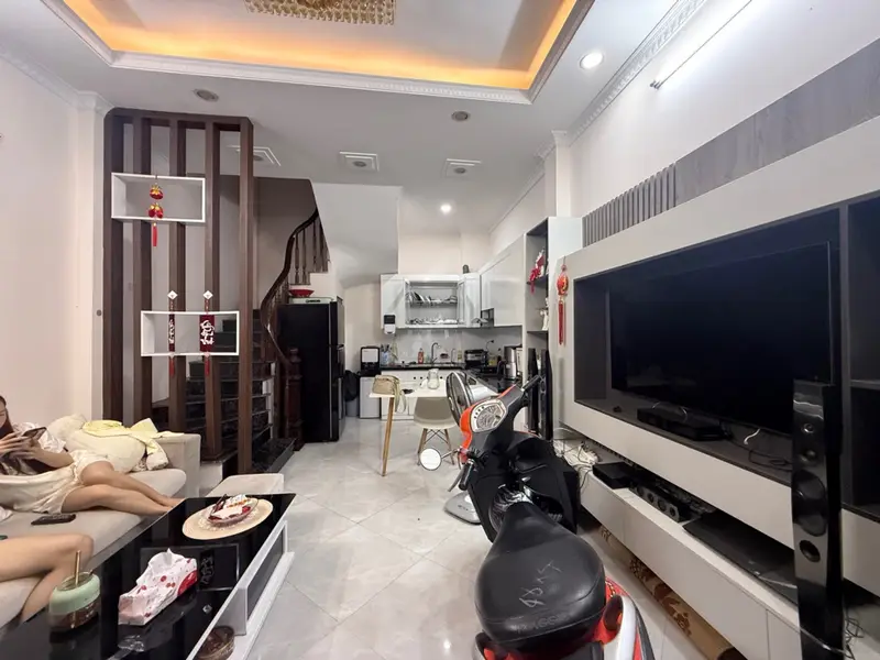 Nhà 5 tầng diện tích 32m2 tại Yên Hòa, Hà Nội, thiết kế hiện đại 10,5 tỷ... Bán nhà riêng tại Yên Hòa, Hà Nội 01