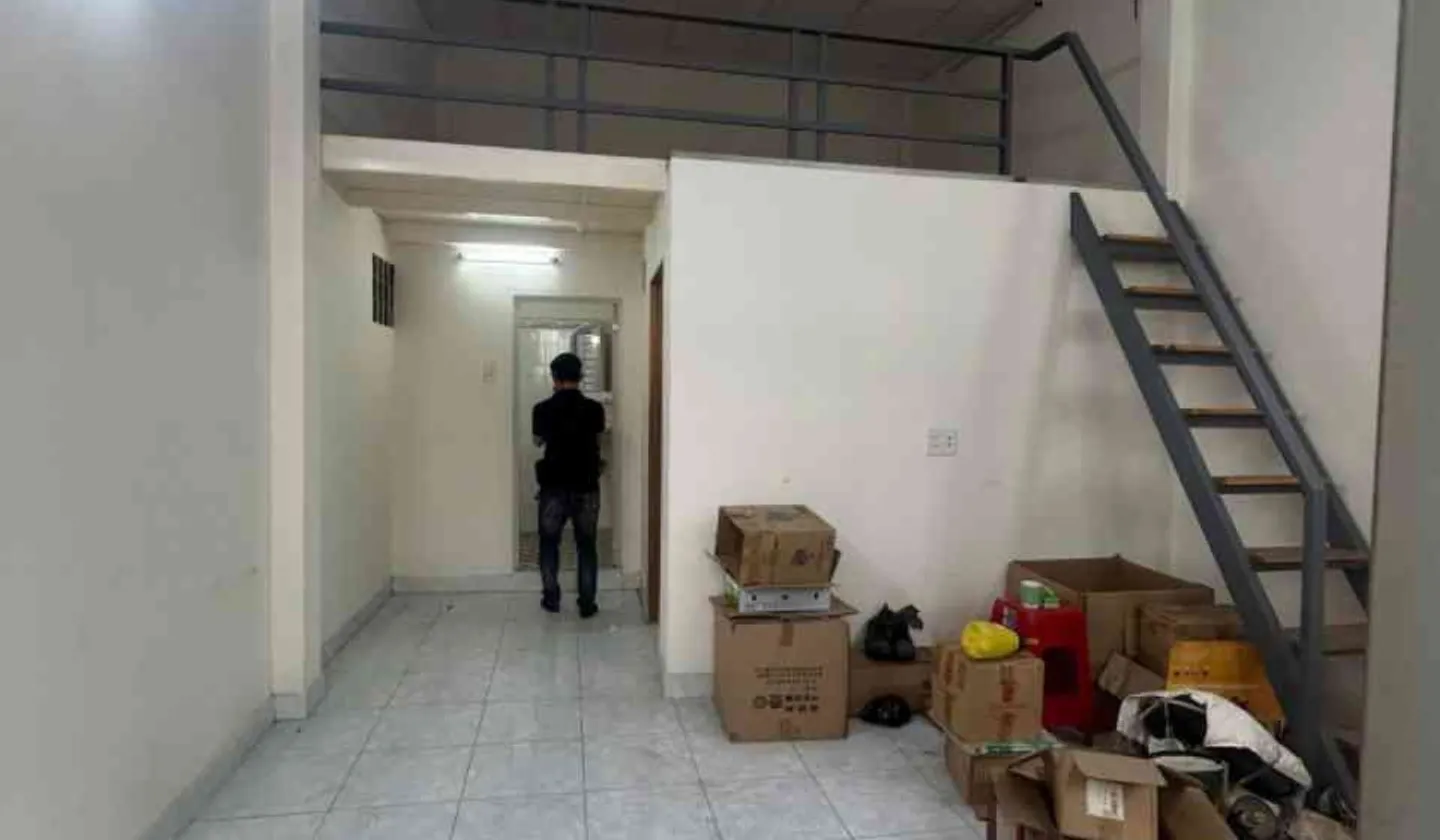 Nhà xinh, vị trí đẹp ngay phố Chợ Lớn, tiện nghi đầy đủ... Bán nhà riêng tại Bình Phú, Hồ Chí Minh 01