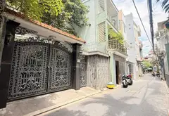 Nhà lô góc hẻm rộng, sổ hồng chính chủ tại Trường Chinh... Bán nhà riêng tại Tân Bình, Hồ Chí Minh 01