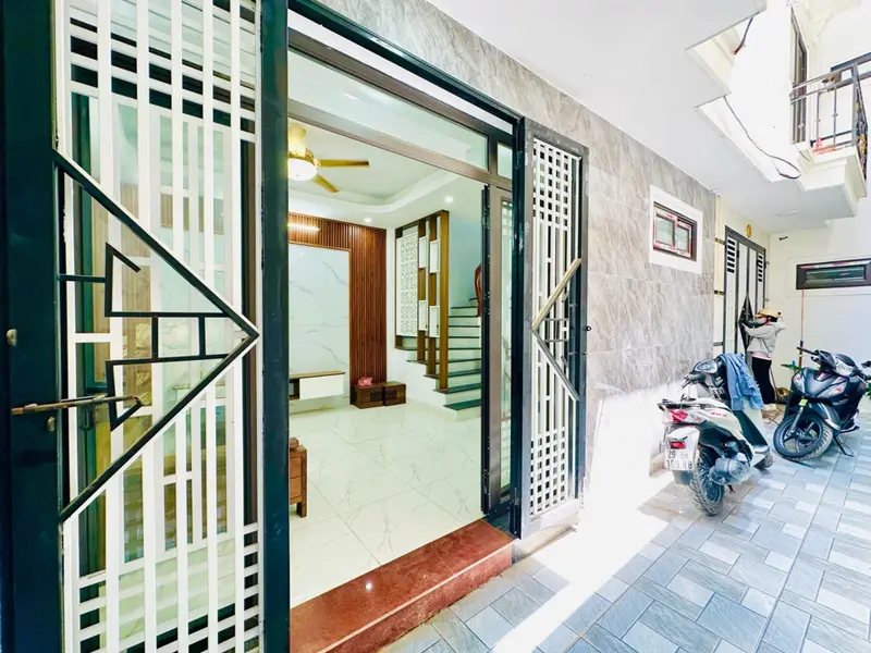 Nhà 5 tầng, 3 phòng ngủ tại Cổ Linh, Thạch Bàn giá 7.5 tỷ... Bán nhà riêng tại Long Biên, Hà Nội 01