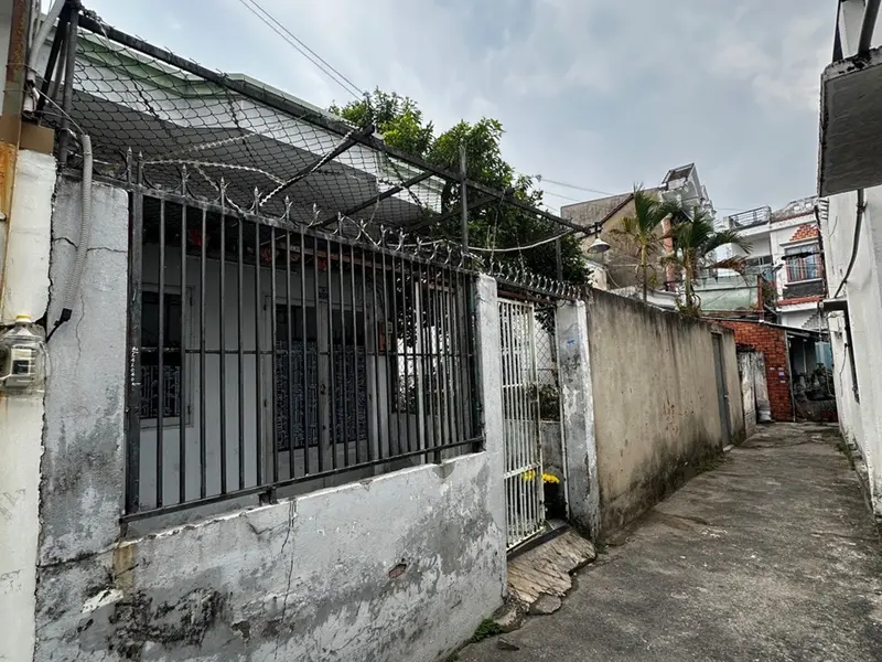 🏗️ NHÀ CŨ TIỆN XÂY MỚI - 2 MẶT HẺM TRƯỚC SAU - TRƯƠNG THỊ HOA... Bán nhà riêng tại Tân Thới Hiệp, Hồ Chí Minh 01