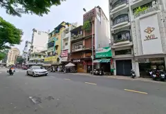 Vị trí cốt lõi: Nằm ngay tâm điểm Quận 3 – khu vực cực kỳ sầm uất, giáp ranh Quận 1, Quận 10 và Q... Bán nhà mặt phố tại Bàn Cờ, Hồ Chí Minh 01
