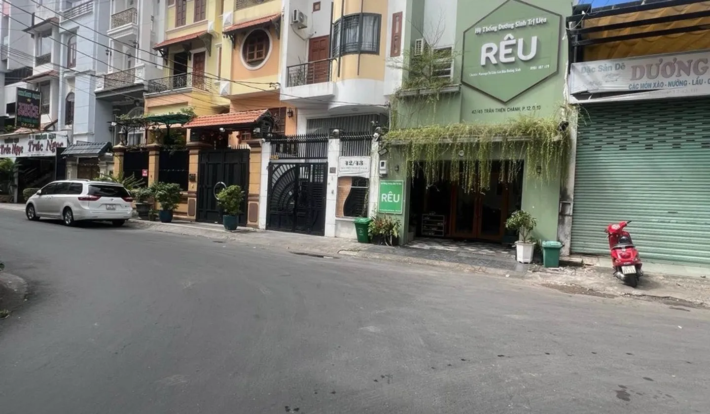 Biệt thự mặt tiền kinh doanh đắc địa tại quận trung tâm... Bán nhà riêng tại Hòa Hưng, Hồ Chí Minh 01