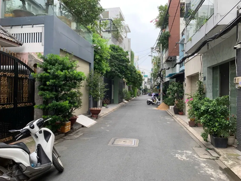 Bán nhà riêng 4 tầng mặt tiền rộng tại Tân Sơn Nhì, giá giảm 200 triệu... Bán nhà riêng tại Tân Sơn Nhì, Hồ Chí Minh 01