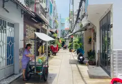 Nhà Ba Tầng Giá Sốc Tại Lạc Long Quân, Tận Hưởng Cuộc Sống Tiện Nghi... Bán nhà riêng tại Bảy Hiền, Hồ Chí Minh 01