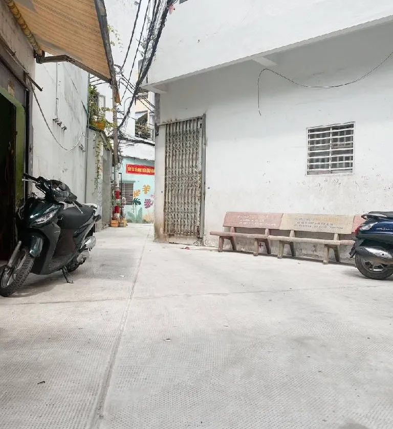 Bán nhà riêng 2 tầng 49m2 tại Hồng Lạc, giá 6,3 tỷ... Bán nhà riêng tại Bảy Hiền, Hồ Chí Minh 01