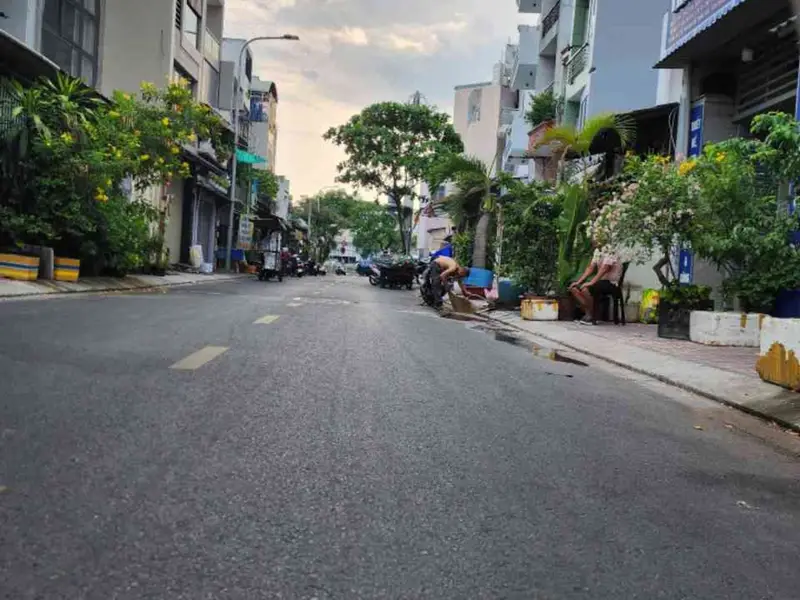 Bán nhà mặt phố 4 tầng diện tích 54m² tại quận 6, giá tốt 11.2 tỷ VNĐ... Bán nhà mặt phố tại Bình Tiên, Hồ Chí Minh 01