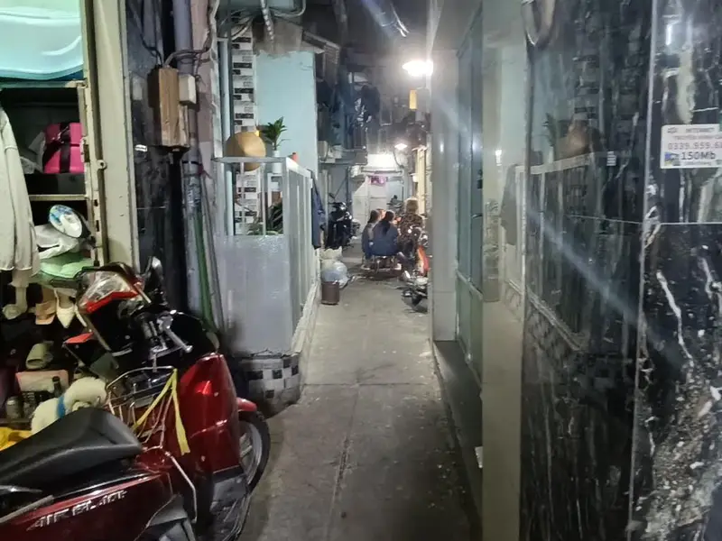 Trục Tôn Đản - 2 Tầng - 1 tỷ nhỉnh - Nở hậu - Shr... Bán nhà riêng tại Khánh Hội, Hồ Chí Minh 01
