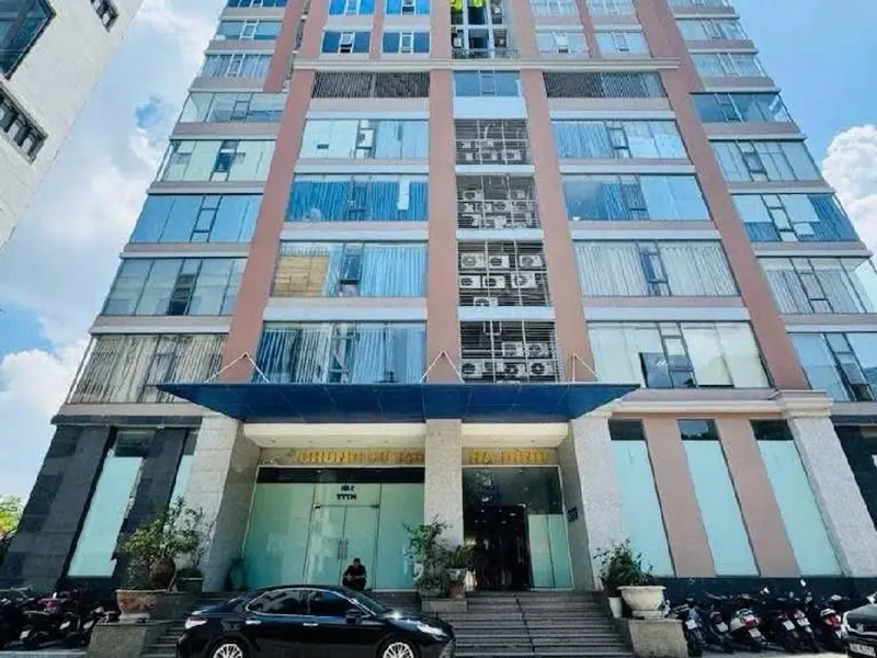 Bán căn hộ chung cư căn góc tại trung tâm quận Thanh Xuân, diện tích 206 m2, 7 phòng cho thuê... Bán căn hộ chung cư tại Khương Đình, Hà Nội 01