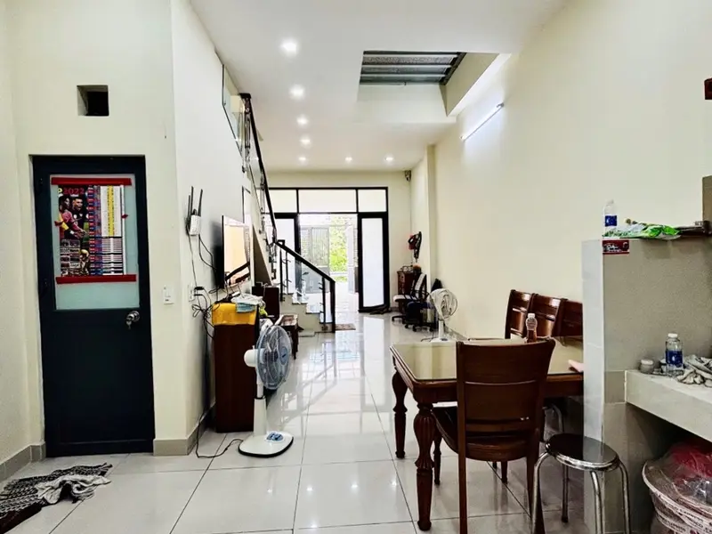 Nhà mặt phố 2 tầng diện tích 111 m2 tại Bình Lợi, giá 4.4 tỷ... Bán nhà mặt phố tại Bình Lợi, Hồ Chí Minh 01