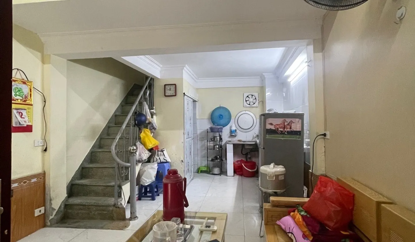 NGUYỄN VĂN CỪ E HOÀN XÂY 3 TẦNG NGÕ THOÁNG 💲 4,75TY... Bán nhà riêng tại Bồ Đề, Hà Nội 01
