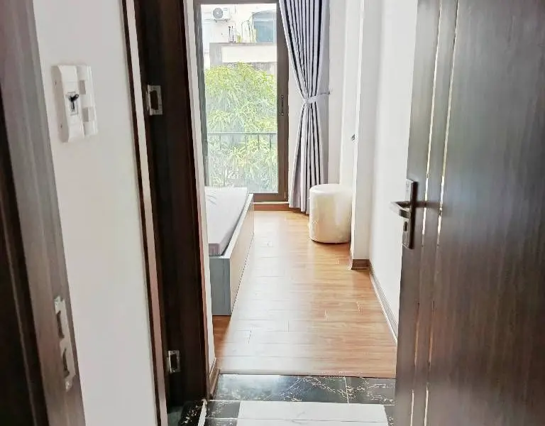 Nhỉnh 8tỷ, Nhà Bát Khối lô góc 50m, 6tầng thang máy, Ô tô đỗ cổng ngày đêm!... Bán nhà riêng tại Long Biên, Hà Nội 01