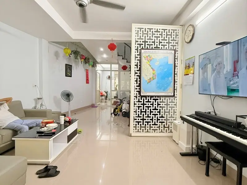 Cơ hội sở hữu nhà 4 tầng siêu thoáng tại Lý Sơn với mặt tiền rộng... Bán nhà riêng tại Bồ Đề, Hà Nội 01