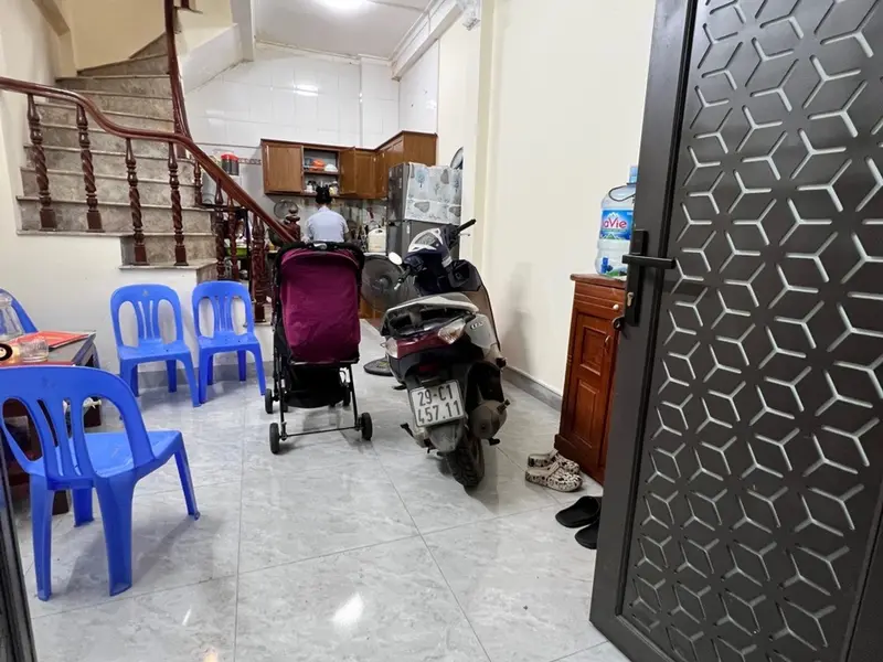 Cơ Hội Vàng Sở Hữu Nhà 4 Tầng Gần Phố Lĩnh Nam Với Giá Hợp Lý... Bán nhà riêng tại Vĩnh Tuy, Hà Nội 01