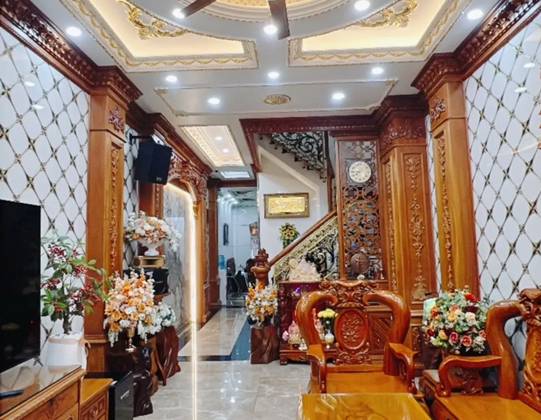 MẶT TIỀN VỪA Ở VỪA KINH DOANH 4 TẦNG 96m2 - THANG MÁY XỊN SÒ NỘI THẤT CAO CẤP -11ty nhỉnh... Bán nhà mặt phố tại Bình Hưng Hòa, Hồ Chí Minh 01