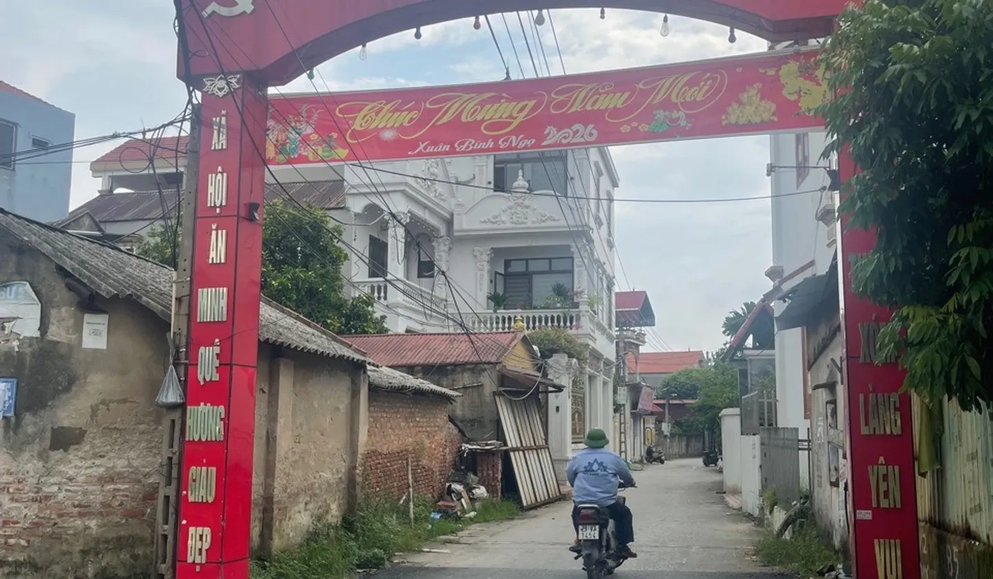 Nhà 3 Tầng - Ô Tô Đỗ Cửa, Ngõ Thông Kinh Doanh Đỉnh... Bán nhà riêng tại Lạc Đạo, Hưng Yên 01