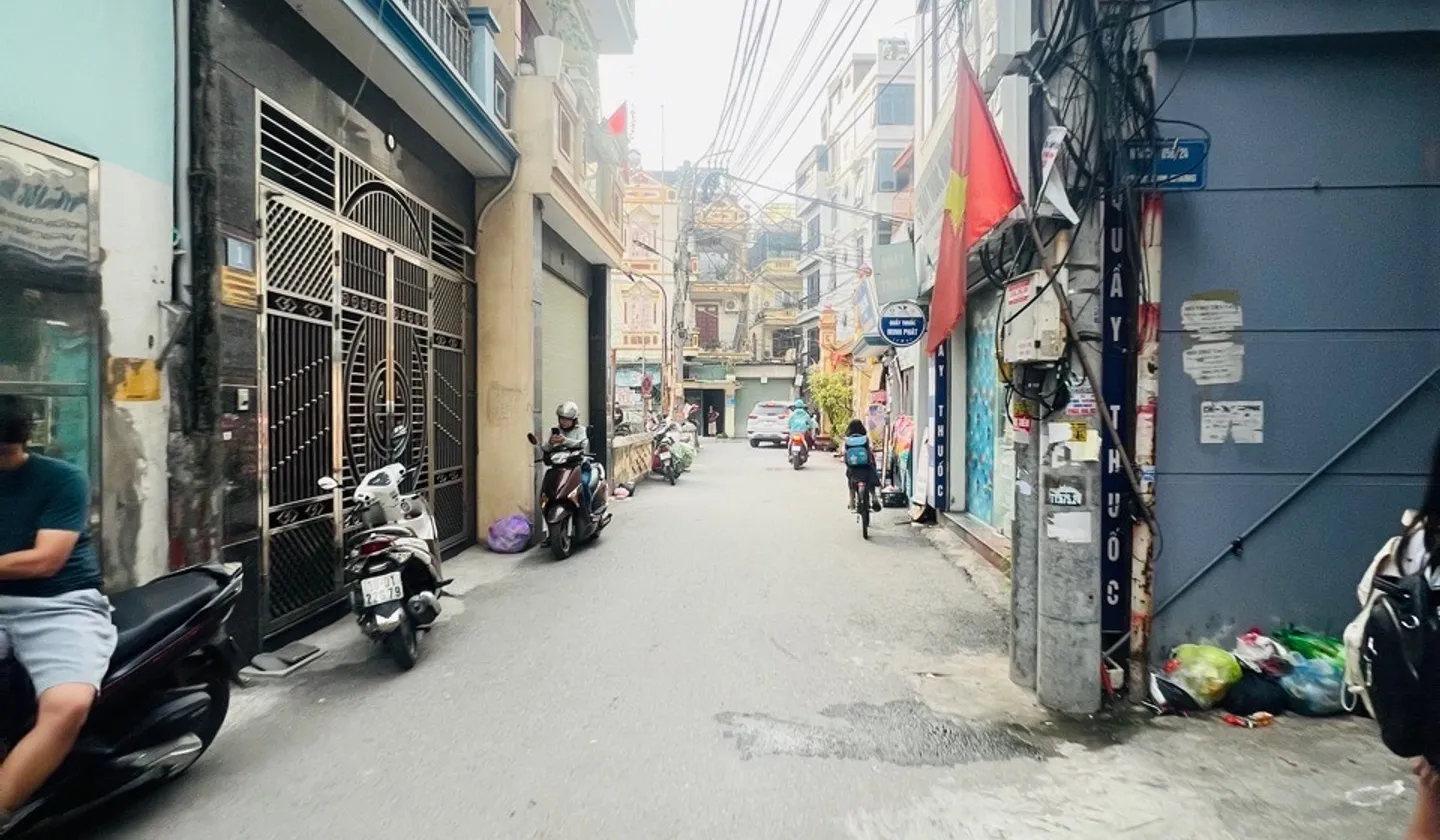 NHÀ NGÕ 858 KIM GIANG - 5 TẦNG - MT4,3M - GỬI OTO CÁCH NHÀ 50M... Bán nhà riêng tại Thanh Liệt, Hà Nội 01