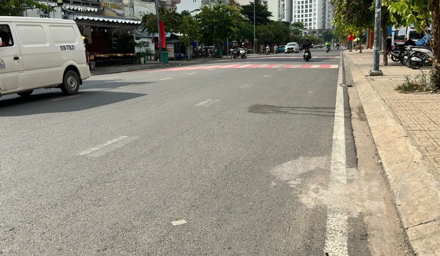 Bán nhà 2 tầng 3 phòng ngủ tại quận Tân Phú giá 8 tỷ... Bán nhà riêng tại Phú Thạnh, Hồ Chí Minh 01