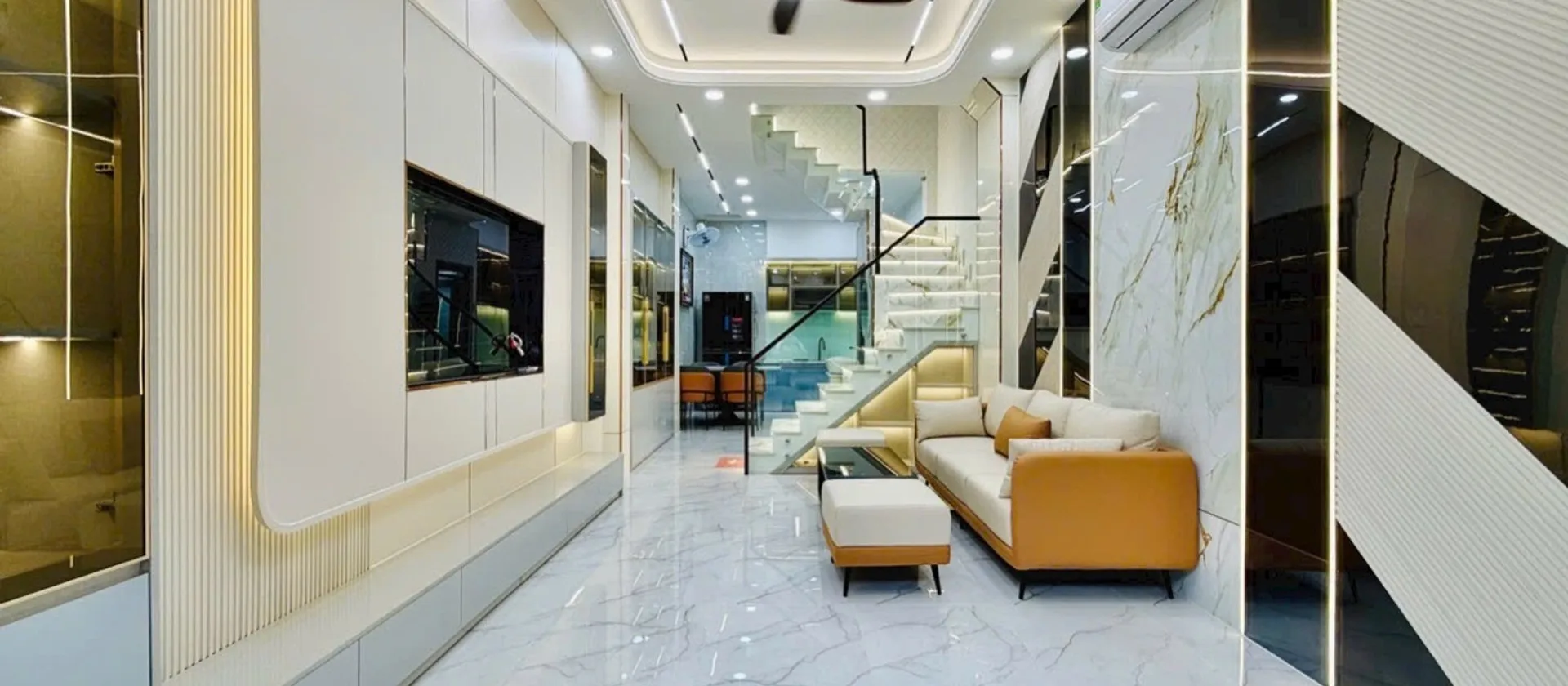 Nhà 4 tầng Tân Bình gần sân bay, gần 40m2, xe hơi đậu đỗ ngày đêm. Nhỉnh 6 tỷ... Bán nhà riêng tại Tân Sơn, Hồ Chí Minh 01