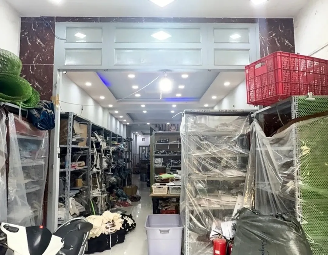 Bán nhà mặt phố 2 tầng phường Tân Tạo, diện tích 117m2 giá 9,8 tỷ... Bán nhà mặt phố tại Tân Tạo, Hồ Chí Minh 01