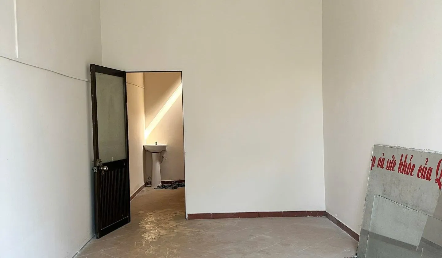 Bán nhà mặt phố 3 tầng diện tích 30m2 tại Phường Hoàng Hoa Thám, giá ưu đãi... Bán nhà mặt phố tại Gia Định, Hồ Chí Minh 01
