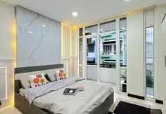 Bán nhà riêng khu vực Hồ Văn Huê, nhà rộng rãi 7 phòng ngủ, giá hấp dẫn... Bán nhà riêng tại Đức Nhuận, Hồ Chí Minh 09
