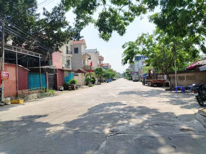 BÁN ĐẤT TẶNG DÃY TRỌ 4 PHÒNG – MẶT TIỀN 11M – NHỈNH 2 TỶ
📍 Bình Ngô, Mão Điền, Thuận Thành
Thông... Bán nhà riêng tại Mão Điền, Bắc Ninh 01