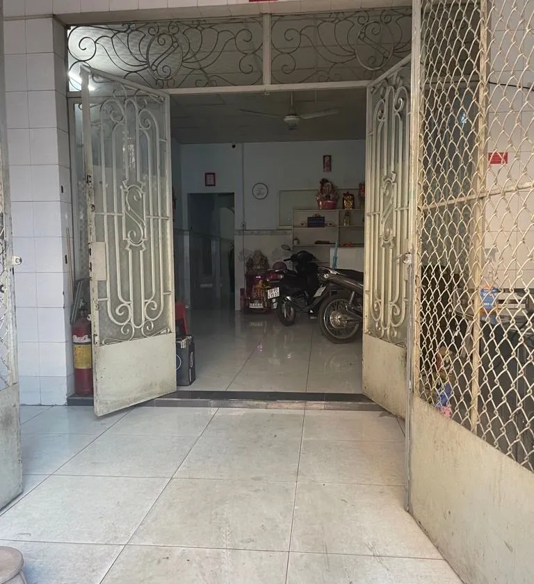Bán nhà riêng 2 tầng, mặt tiền hẻm kinh doanh tại Quận Tân Bình, 109m2... Bán nhà riêng tại Bảy Hiền, Hồ Chí Minh 01