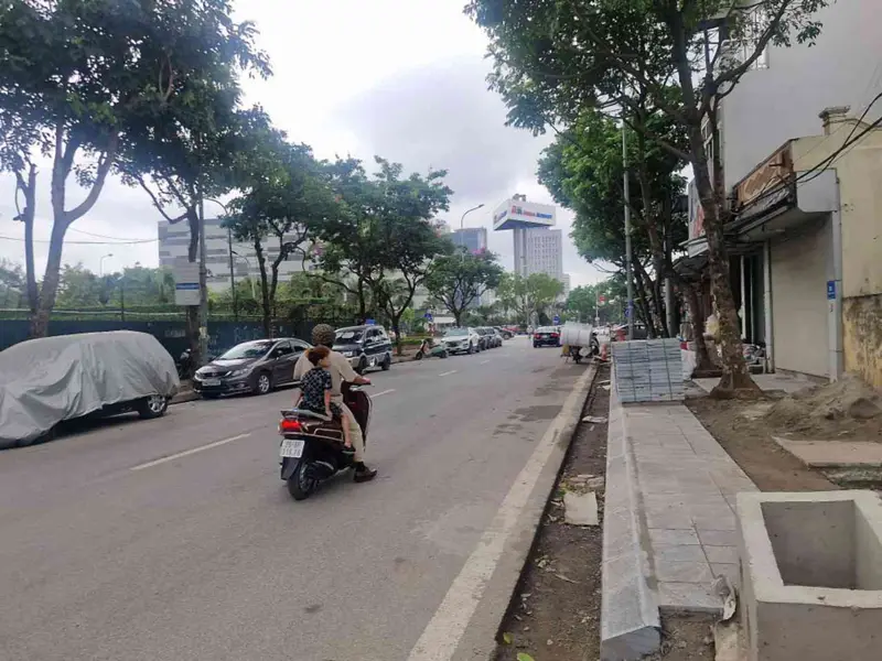 Nhà mặt phố Lê Hồng Phong Hà Đông vỉa hè rộng, kinh doanh đỉnh... Bán nhà mặt phố tại Hà Đông, Hà Nội 01