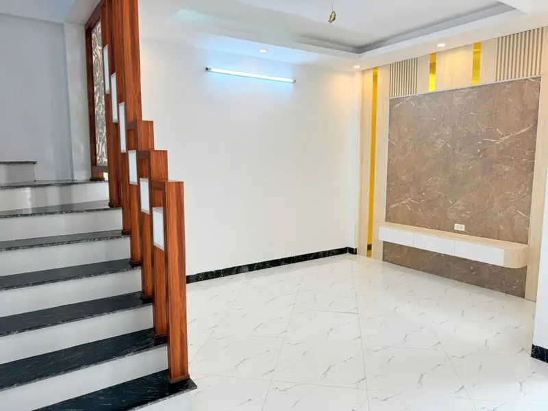 Siêu hót nhà Vĩnh Hưng 5 tầng, giá cực tốt chỉ 5,95 tỷ... Bán nhà riêng tại Vĩnh Hưng, Hà Nội 01