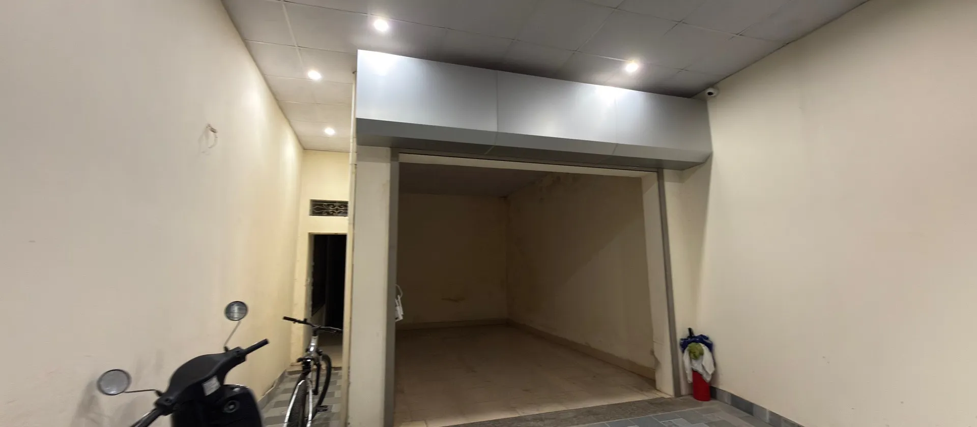 Nhà phố lô góc phân lô ô tô tránh, Hoàng Văn Thái, 99m2, lô góc, ngõ thông, sổ vuông, 31 tỷ... Bán nhà riêng tại Phương Liệt, Hà Nội 01